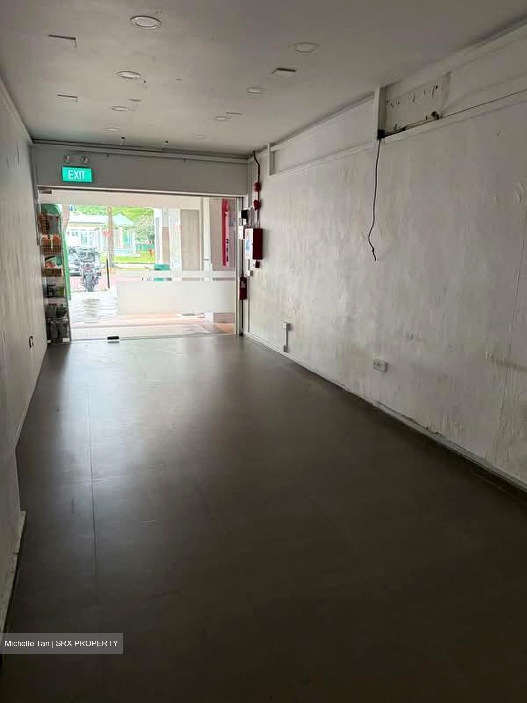 Ang Mo Kio Avenue 1 (D20), Shop House #558496811